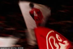 阿尔瓦雷斯帽子戏法助球队逆转，安东尼极限救主，福登传射定胜局